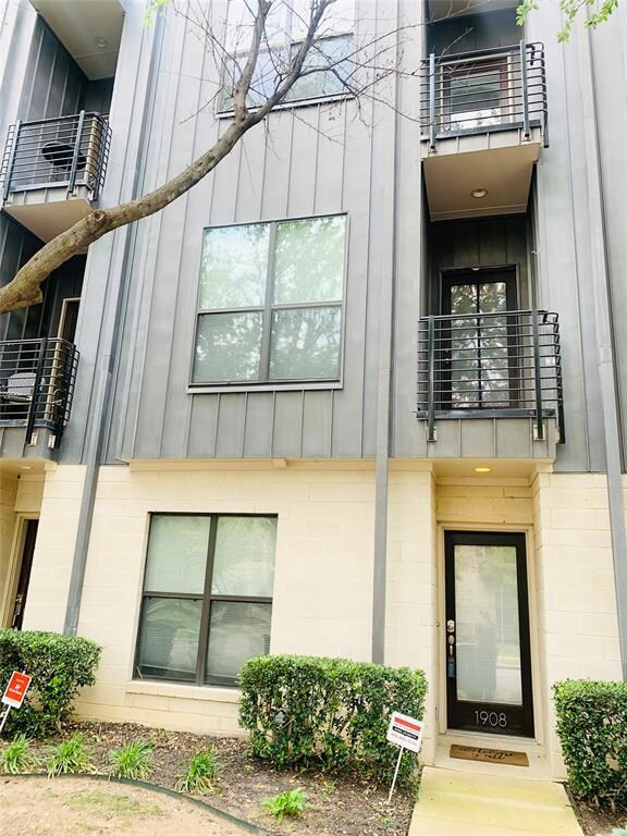 1908 Hope Way, Dallas, TX 75206 - photo 2