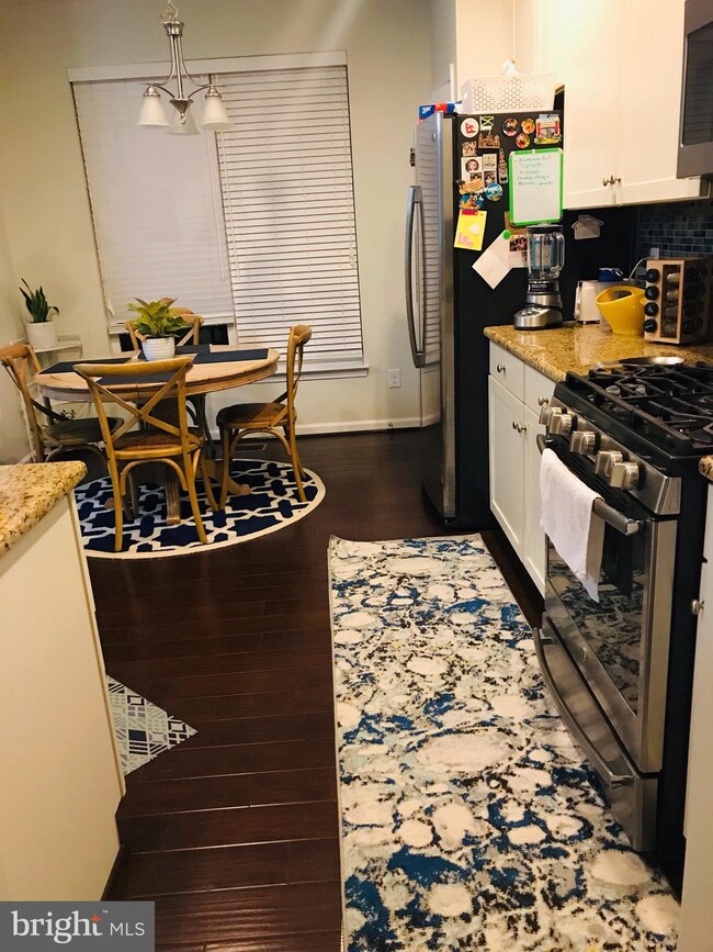 25241 Orchard View Terrace unit 6A3, Chantilly, VA 20152 - photo 5