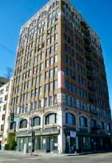 Textile Building Lofts unit 1001, Los Angeles, CA 90014 - photo 2