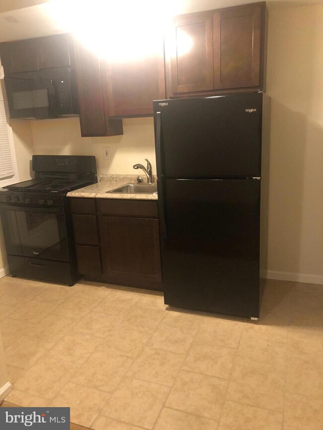 4011 Elmora Ave, Baltimore, MD 21213 - photo 7