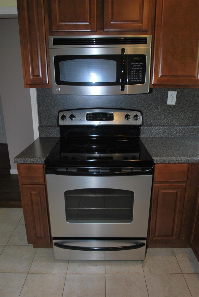 Stainless stove and microwave