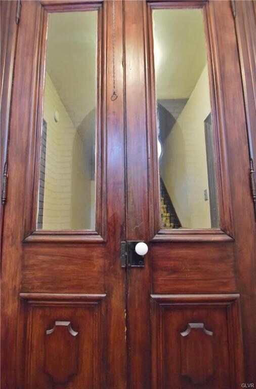 Double door foyer entry
