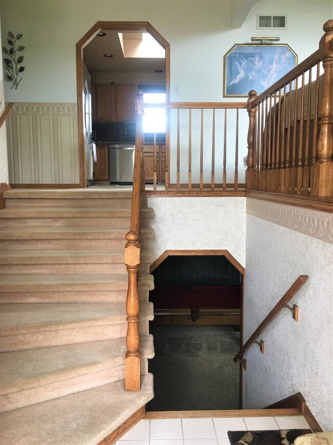 6122 W 88th Place, Crown Point, IN 46307 - photo 4