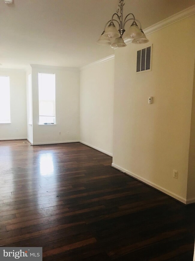 3012 Chinkapin Oak Ln unit 148, Woodbridge, VA 22191 - photo 4