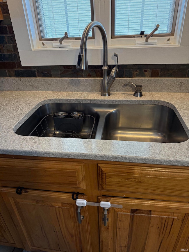 8917 E Circle Dr S, Syracuse, IN 46567 - photo 6