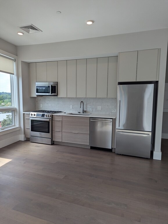 3193 Washington St unit PH2, Boston, MA 02130 - photo 3