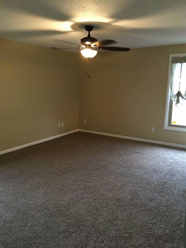 4247 N 635 W, Huntington, IN 46750 - photo 5