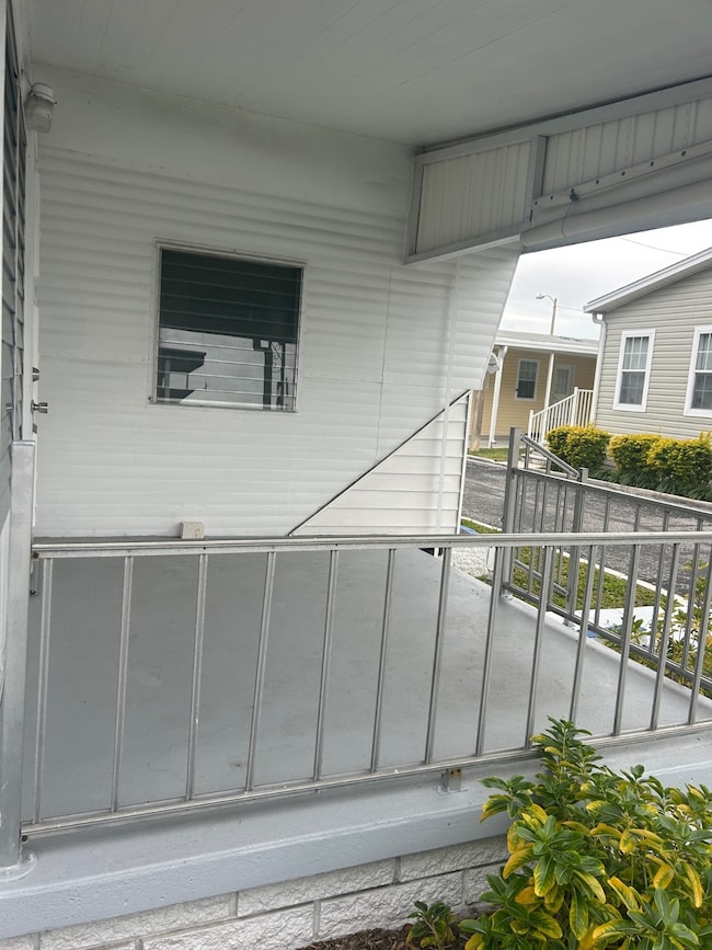 2419 Gulf To Bay Blvd unit 119, Clearwater, FL 33765 - photo 3