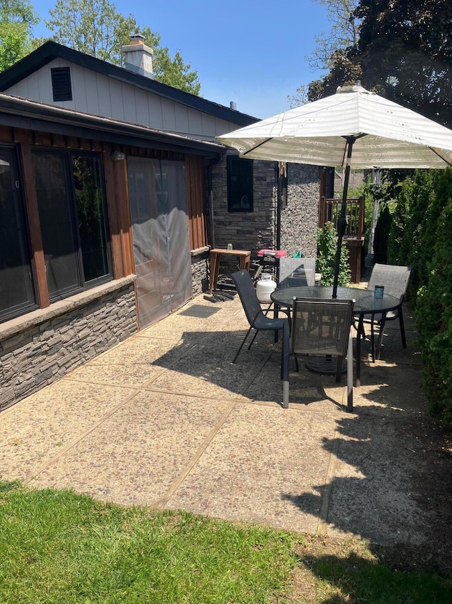 patio 1