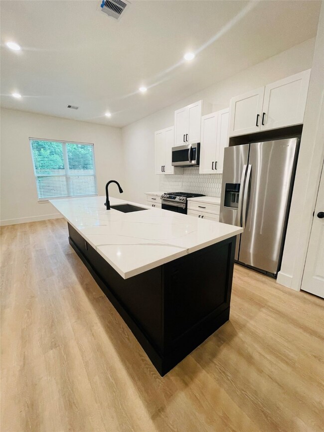 5312 Denmark St, Houston, TX 77028 - photo 2