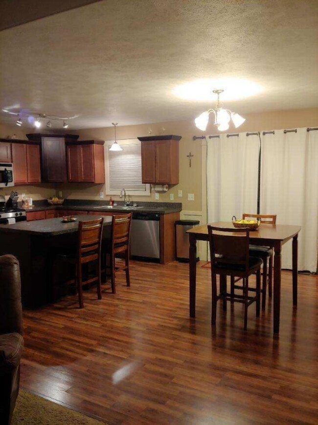 1054 Serenity Ridge Dr unit 6, Wayland, MI 49348 - photo 6