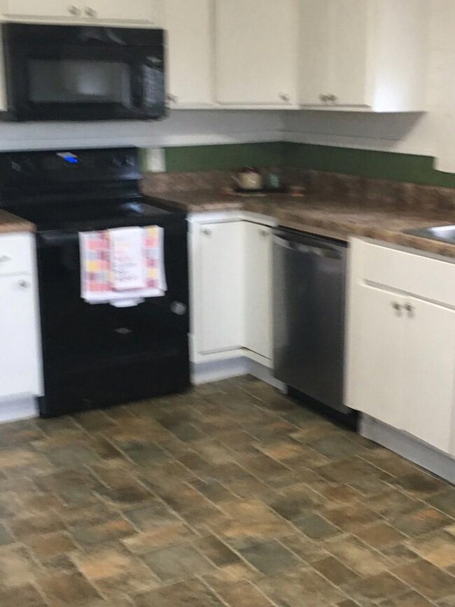 2976 Vick Dr, Dalton, GA 30721 - photo 4