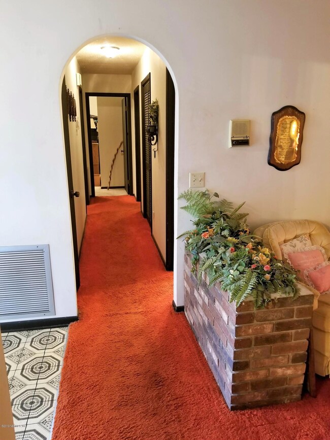 7030 Bakersfield Dr, Jacksonville, FL 32210 - photo 5