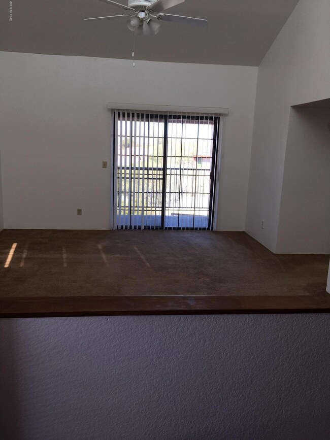 Living room 1