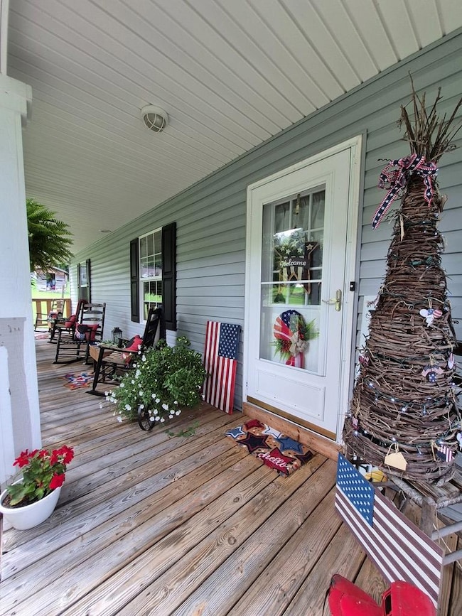 86 Maple Rock Rd, Meadow Bridge, WV 25976 - photo 7