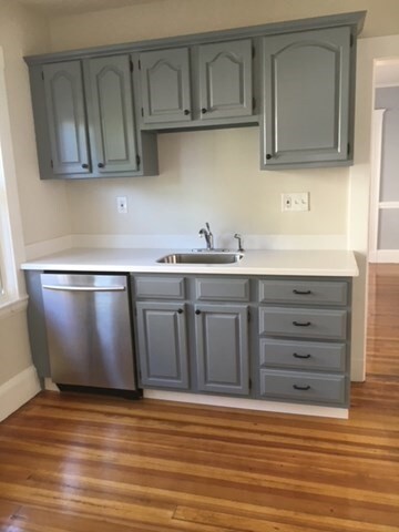 79 Hewlett St unit 2, Roslindale, MA 02131 - photo 3