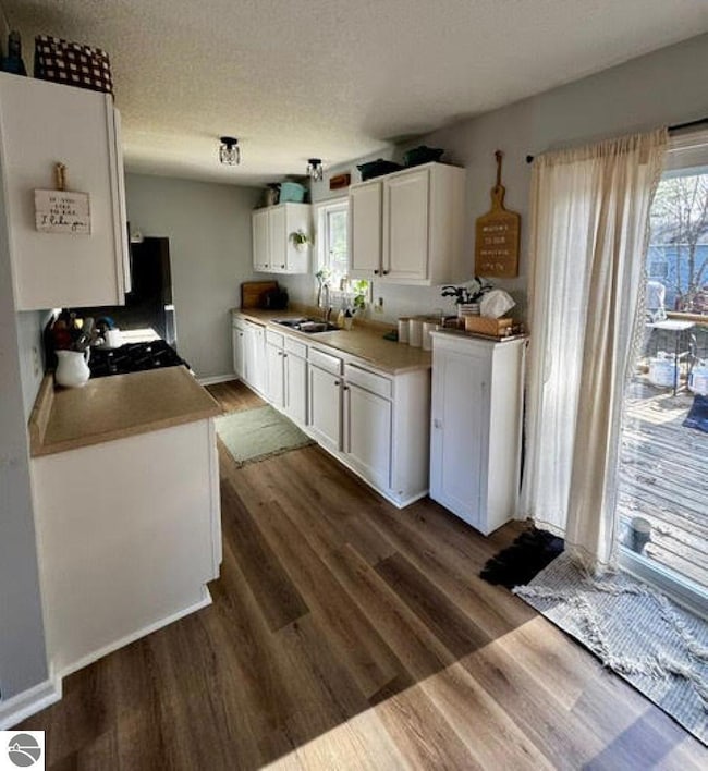 9383 1st St, Interlochen, MI 49643 - photo 3