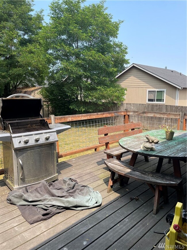 9224 Holly Dr, Everett, WA 98204 - photo 6