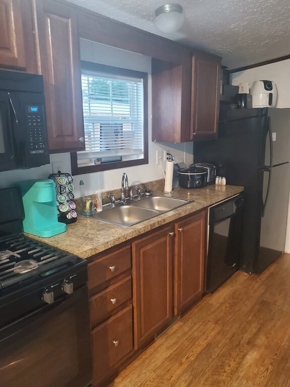 268 Palmer Rd unit 22, Monson, MA 01057 - photo 3