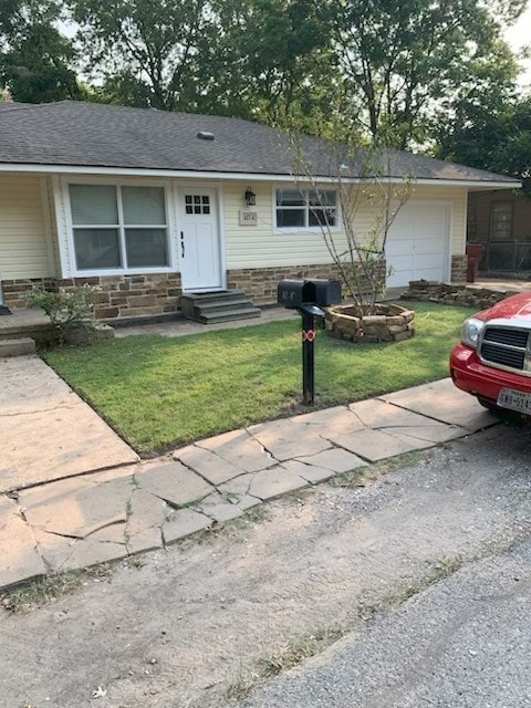 417 W 8th St, Bonham, TX 75418 - photo 2