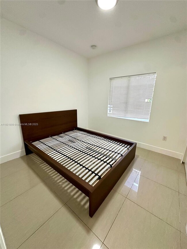 14890 NE 10th Ave unit 1, Miami, FL 33161 - photo 7