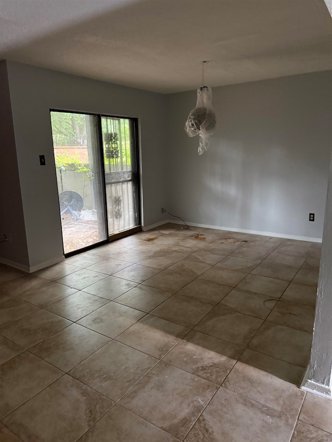 6435 Kirby Trees Dr unit 50, Memphis, TN 38115 - photo 3