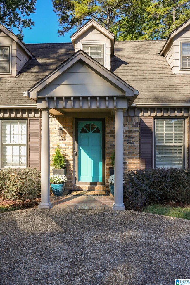 Circular drive to front door offers easy, convenie