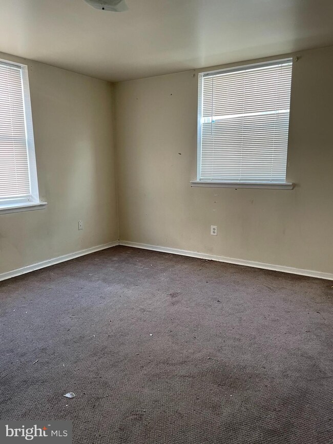 514 W Queen Ln unit 1, Philadelphia, PA 19144 - photo 6