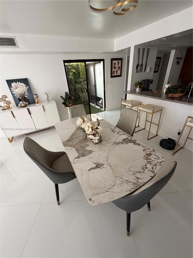 13198 SW 10th Terrace Dr, Miami, FL 33184 - photo 3