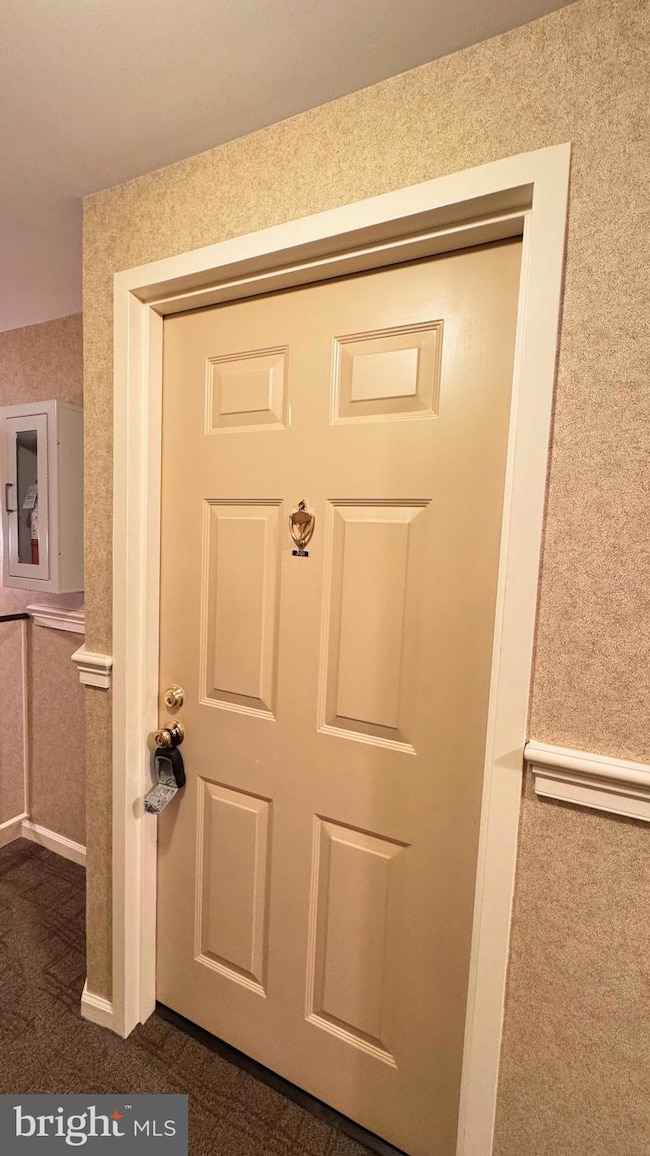 5817 Cove Landing Rd unit 301, Burke, VA 22015 - photo 2