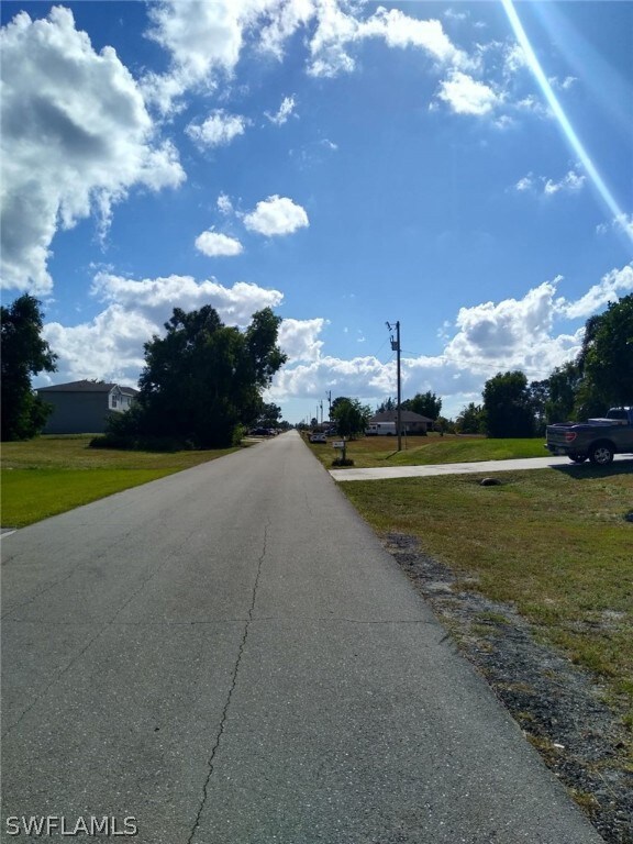 3008 NE 6th Ave, Cape Coral, FL 33909 - photo 4