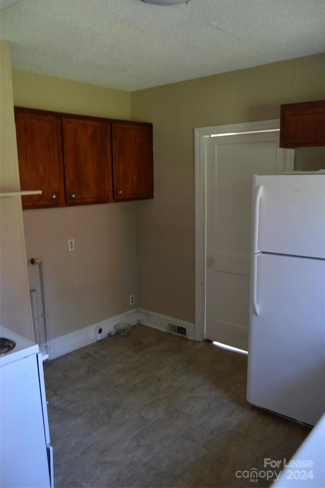 415 N Center St, Statesville, NC 28677 - photo 6