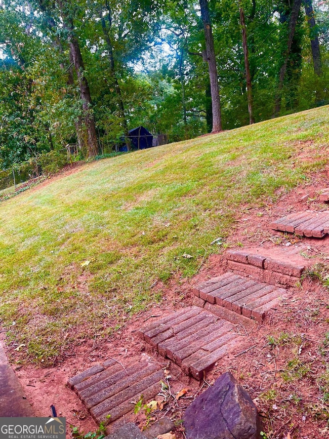 1749 Meadowglades Dr, Decatur, GA 30035 - photo 4