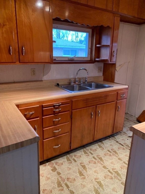 42 Wayne St, Homer City, PA 15748 - photo 5