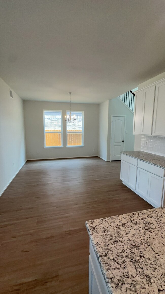 27095 Grey Fox Run, Magnolia, TX 77354 - photo 4