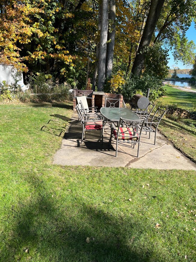 Enjoy the almost 1 acre of peace & quiet.