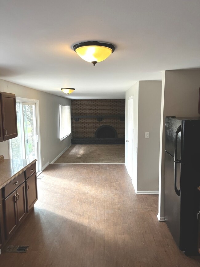 18331 Mulberry Terrace, Country Club Hills, IL 60478 - photo 5