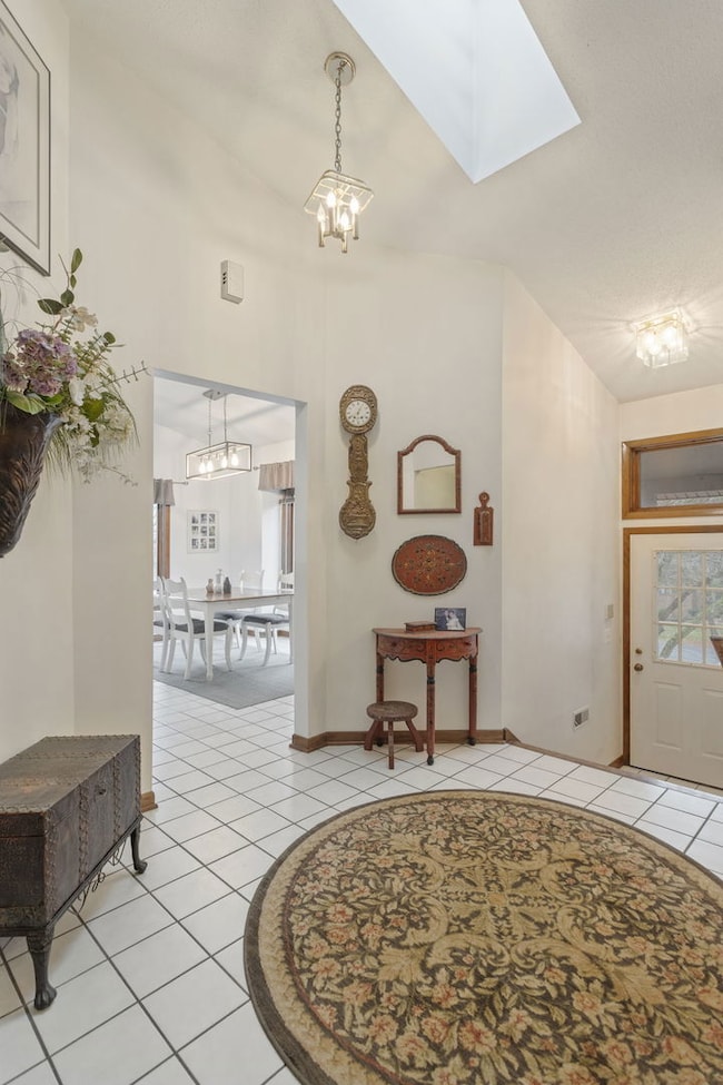 unlisted-address, Downers Grove, IL 60515 - photo 4