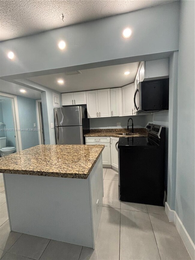 260 S Cypress Rd unit 103, Pompano Beach, FL 33060 - photo 7