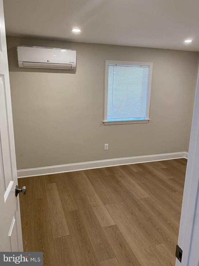 120 W 4th Ave unit 3, Ranson, WV 25438 - photo 5