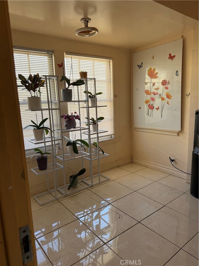 2070 El Sereno Ave, Pasadena, CA 91103 - photo 7