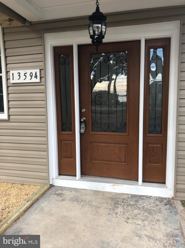 13548 S View Rd, Newburg, MD 20664 - photo 2