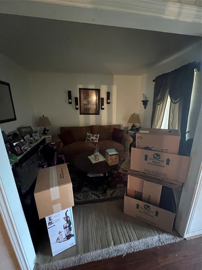 1442 Peach Spring Dr, Houston, TX 77088 - photo 7