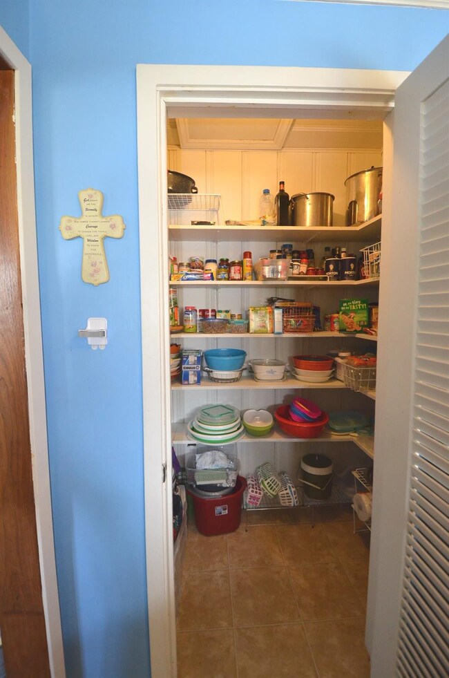 329 Runyon Rd, Harrodsburg, KY 40330 - photo 7