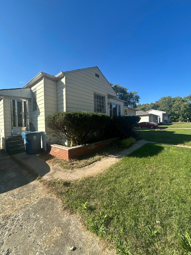 2232 Waite St, Gary, IN 46404 - photo 3