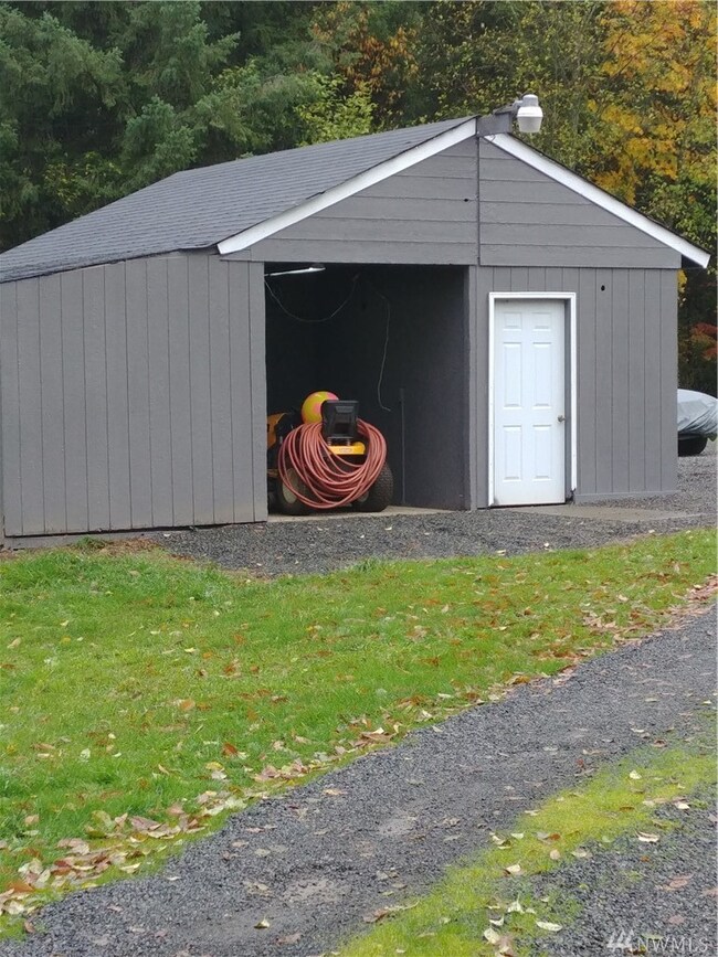 266 Smokey Rdg Rd, Onalaska, WA 98570 - photo 6