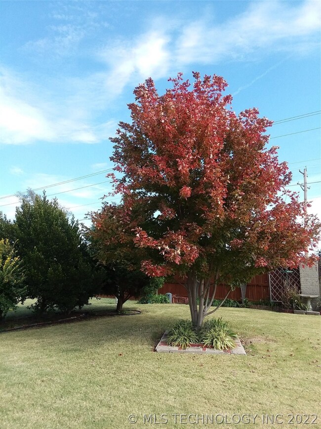 13607 S Owasso Place, Glenpool, OK 74033 - photo 6