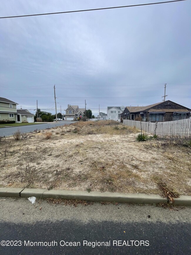 1 Bowline Ave, Mantoloking, NJ 08738 - photo 2