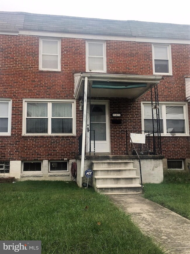 745 Aldworth Rd, Dundalk, MD 21222 - photo 2