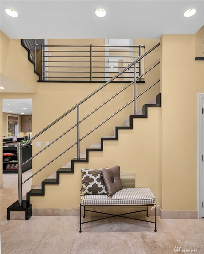 9820 SE 35th Place, Mercer Island, WA 98040 - photo 3